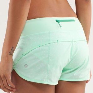 Lululemon Speed Short - size 8
Petit Dot Fresh Teal / Fresh Teal